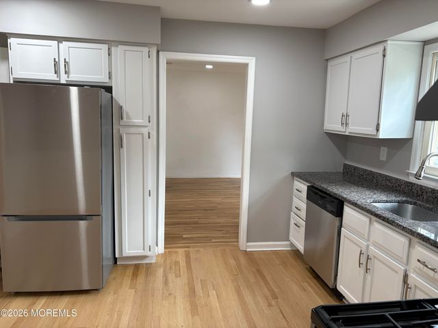 19 Lennox Avenue, Rumson, NJ 07760