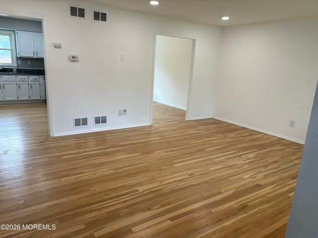 19 Lennox Avenue, Rumson, NJ 07760
