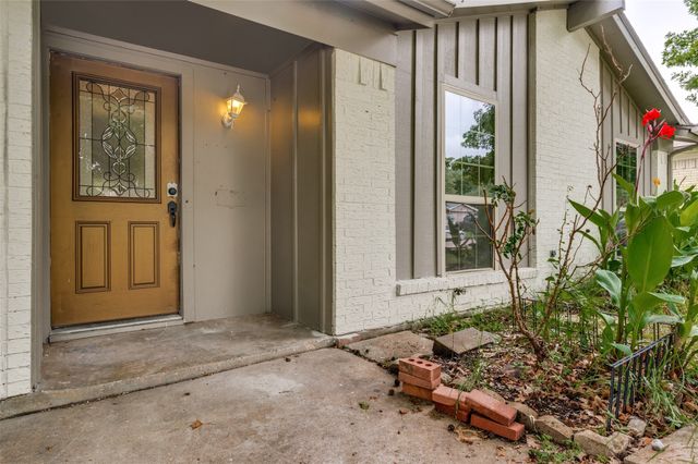 2014 Laurel Oaks Drive, Irving, TX 75060