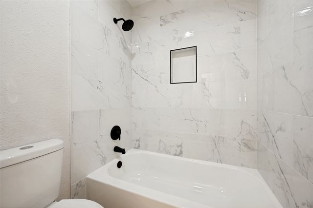 2014 Laurel Oaks Drive, Irving, TX 75060