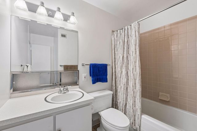 19 S 1st Street B202, Minneapolis, MN 55401
