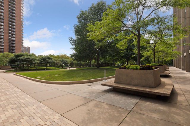 19 S 1st Street B202, Minneapolis, MN 55401