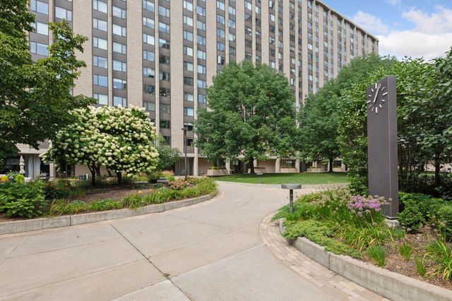 19 S 1st Street B202, Minneapolis, MN 55401