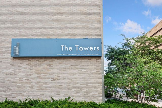 19 S 1st Street B202, Minneapolis, MN 55401