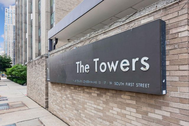 19 S 1st Street B202, Minneapolis, MN 55401