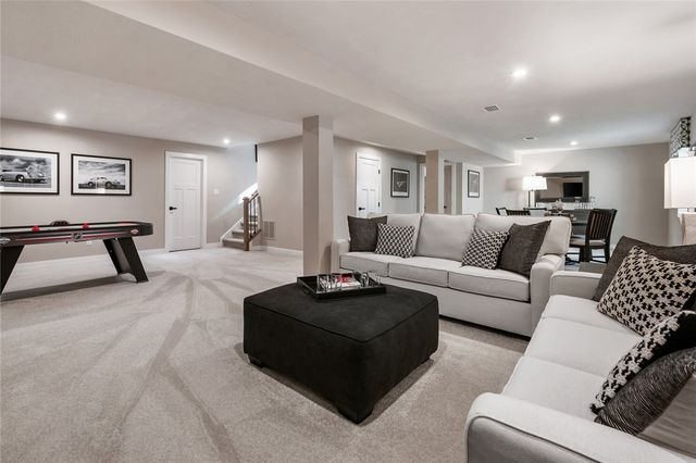 219 Winthrop Dr., Peters Twp, PA 15367