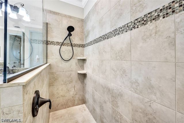 28691 Derry CT, Bonita Springs, FL 34135