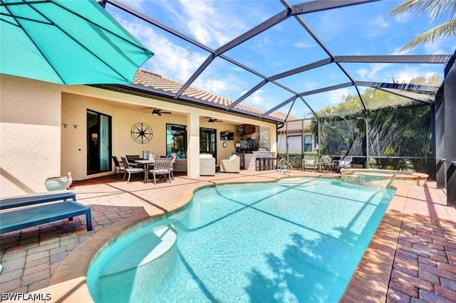 28691 Derry CT, Bonita Springs, FL 34135