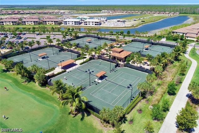 28691 Derry CT, Bonita Springs, FL 34135
