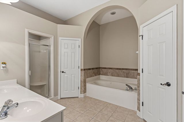 10475 JUNEAU WAY, Collierville, TN 38017