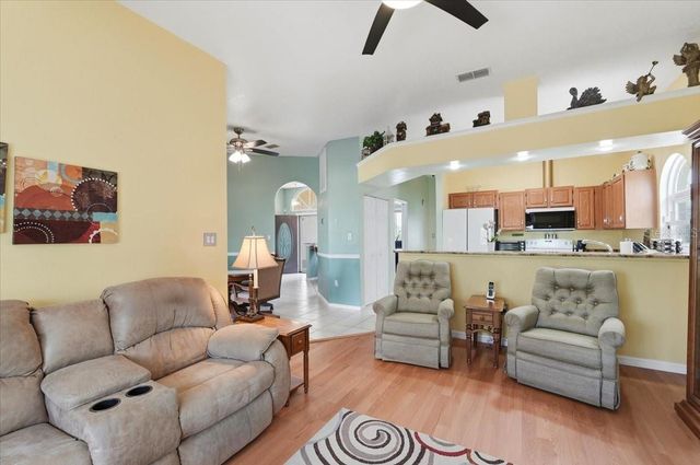 5767 SANDPIPERS DRIVE, Lakeland, FL 33809