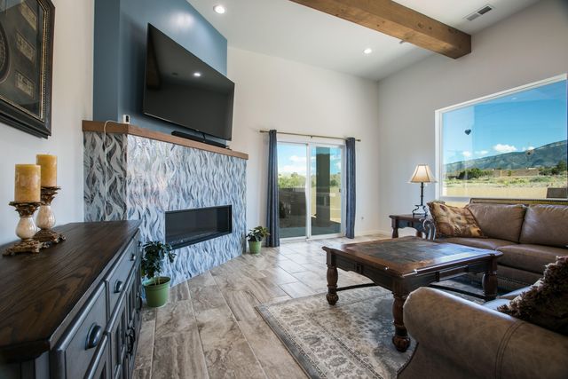 14 Basketweaver Court, Placitas, NM 87043