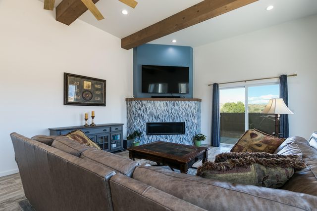 14 Basketweaver Court, Placitas, NM 87043