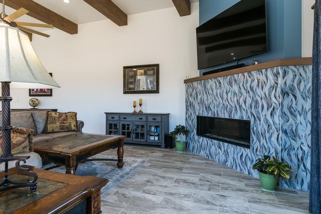 14 Basketweaver Court, Placitas, NM 87043