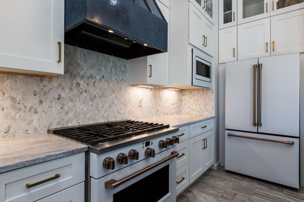 Image 14 of property listing at 14 Basketweaver Court, Placitas, NM 87043