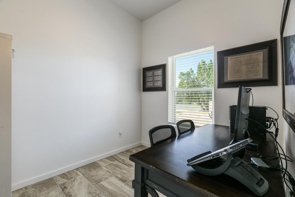 Image 24 of property listing at 14 Basketweaver Court, Placitas, NM 87043