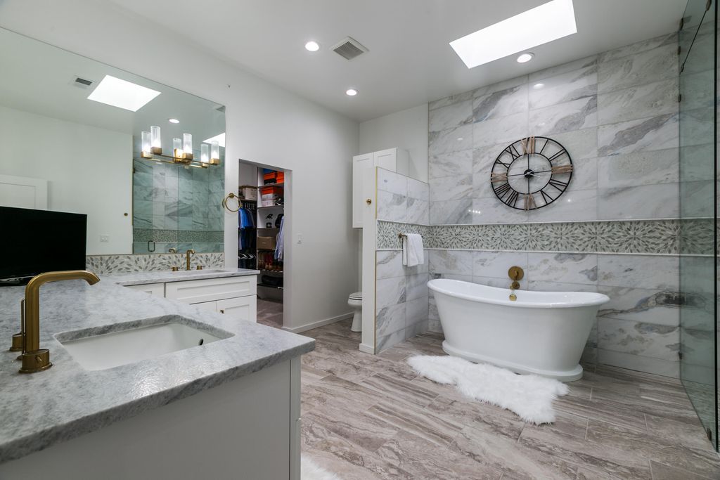 Image 29 of property listing at 14 Basketweaver Court, Placitas, NM 87043