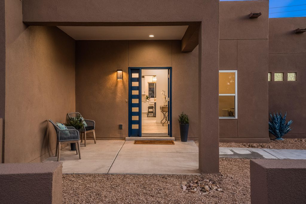 Image 3 of property listing at 14 Basketweaver Court, Placitas, NM 87043