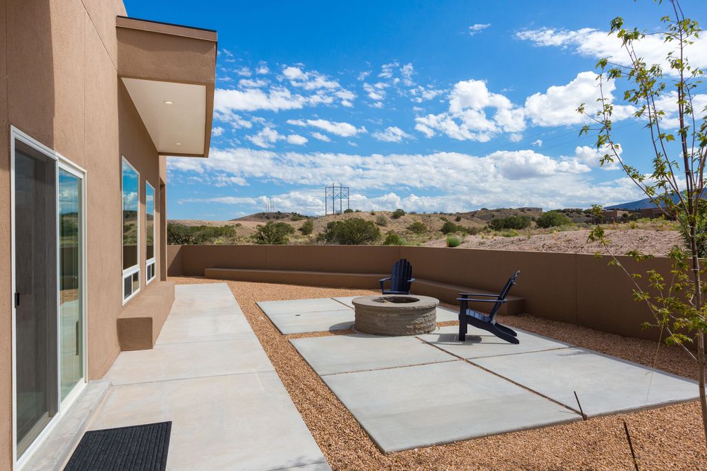 Image 46 of property listing at 14 Basketweaver Court, Placitas, NM 87043