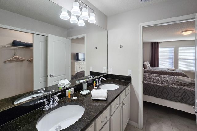 2006 MAJORCA DRIVE, Kissimmee, FL 34747