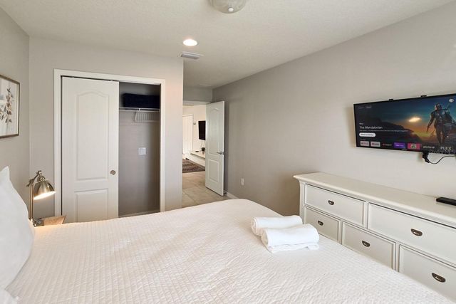 2006 MAJORCA DRIVE, Kissimmee, FL 34747