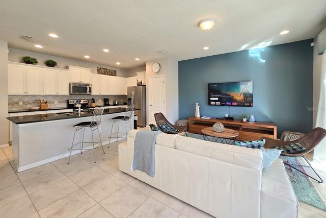 2006 MAJORCA DRIVE, Kissimmee, FL 34747