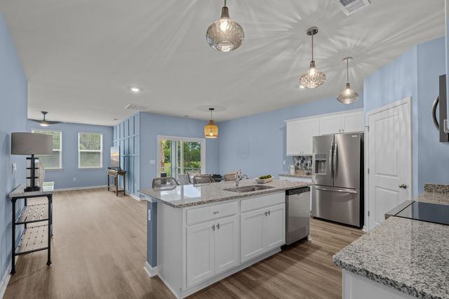 1229 Woodhouse Dr, Ash, NC 28420