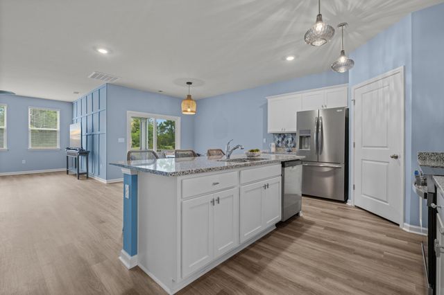 1229 Woodhouse Dr, Ash, NC 28420
