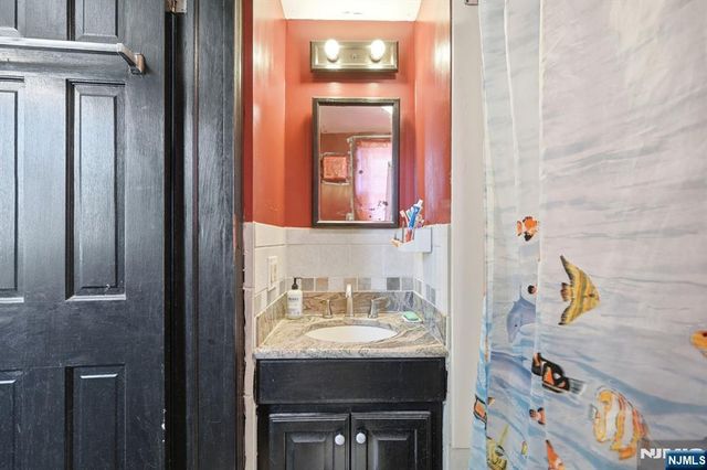 191 Cambridge Avenue, Garfield, NJ 07026