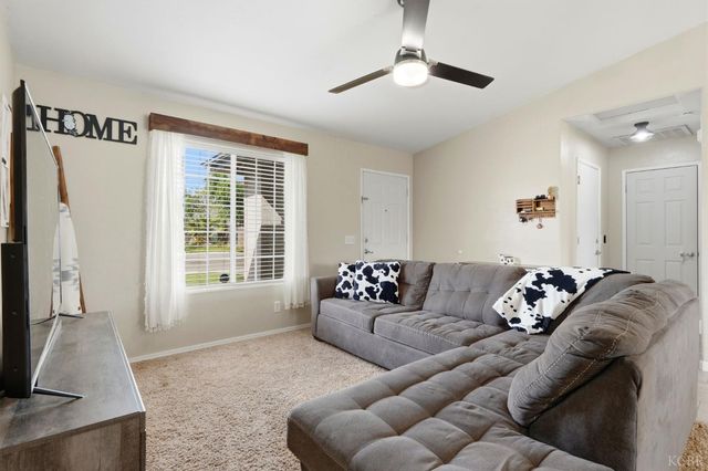 1003 Edison Drive, Hanford, CA 93230