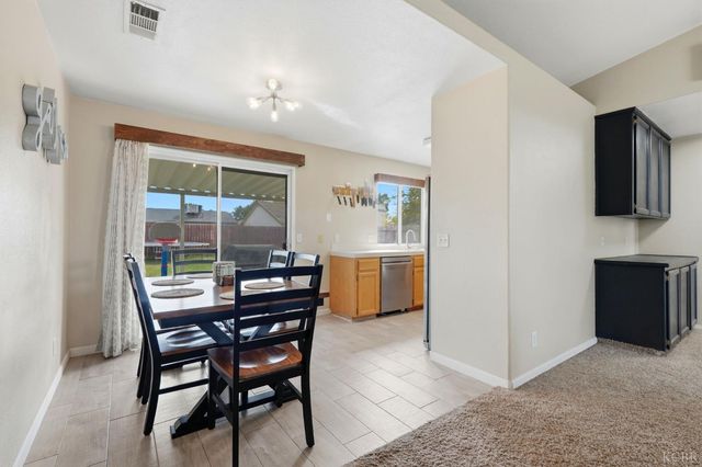 1003 Edison Drive, Hanford, CA 93230