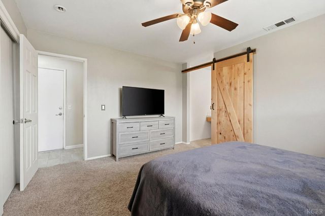 1003 Edison Drive, Hanford, CA 93230