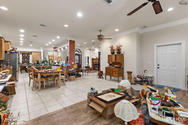 9 CANDLEWOOD COURT, Wichita Falls, TX 76308