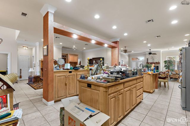 9 CANDLEWOOD COURT, Wichita Falls, TX 76308