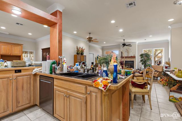 9 CANDLEWOOD COURT, Wichita Falls, TX 76308