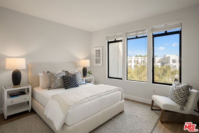 5625 Crescent Parkway 340, Los Angeles, CA 90094