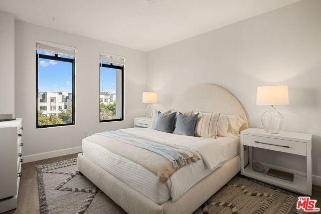 5625 Crescent Parkway 340, Los Angeles, CA 90094