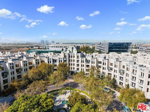 5625 Crescent Parkway 340, Los Angeles, CA 90094