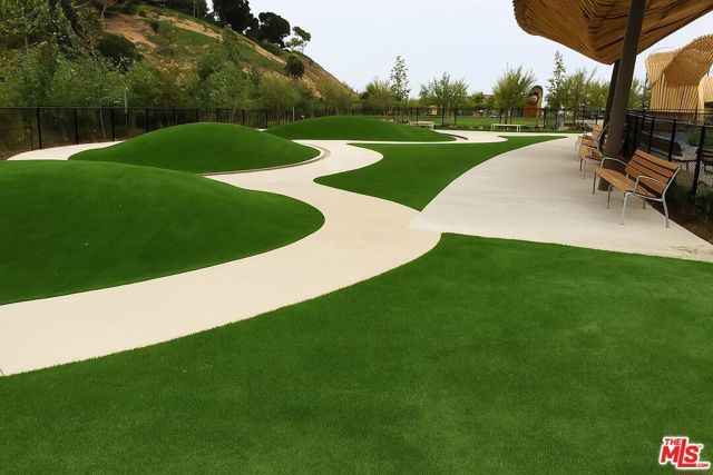 5625 Crescent Parkway 340, Los Angeles, CA 90094