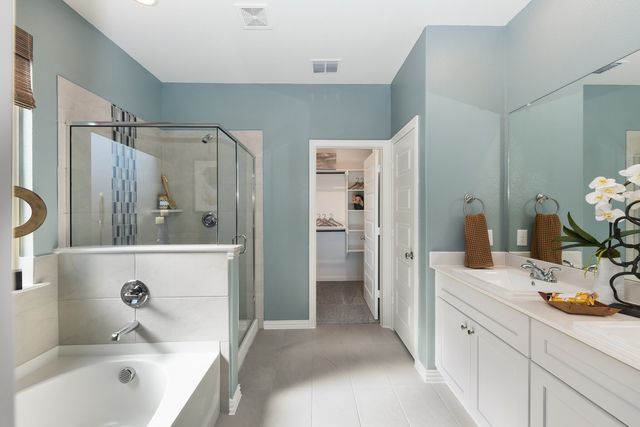 3941 Allred Drive, Heartland, TX 75114