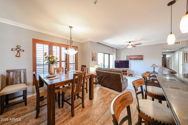 20660 N 40TH Street 2032, Phoenix, AZ 85050