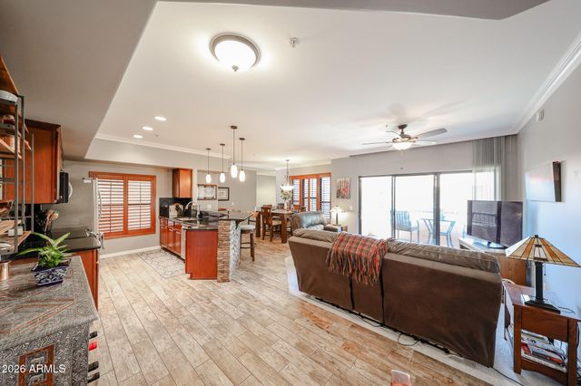 20660 N 40TH Street 2032, Phoenix, AZ 85050