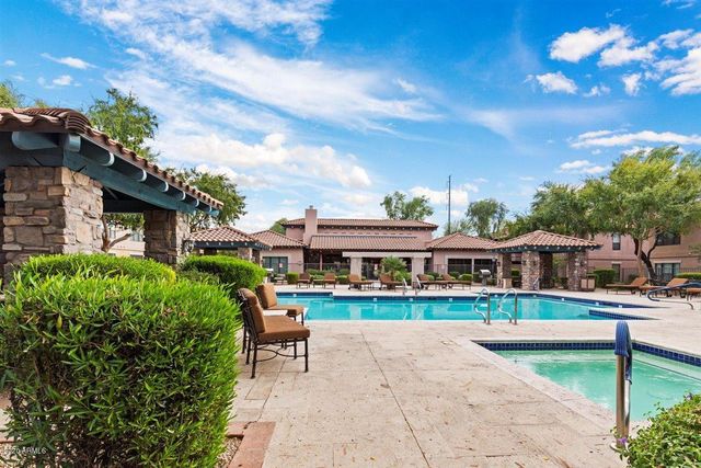 20660 N 40TH Street 2032, Phoenix, AZ 85050