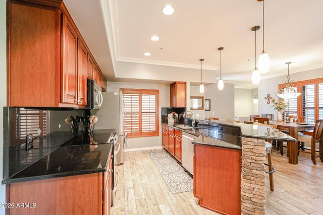 20660 N 40TH Street 2032, Phoenix, AZ 85050