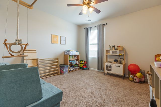 905 Aberdeen Ct, Columbia, TN 38401