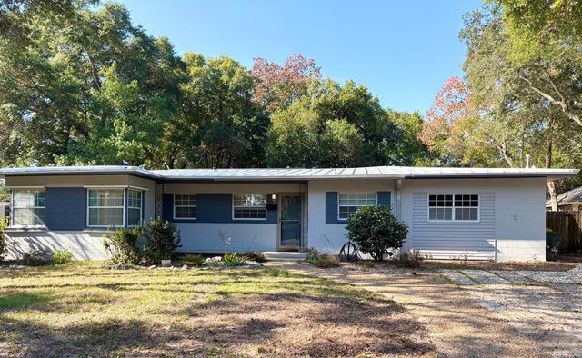 32 NE Bay Drive, Fort Walton Beach, FL 32548