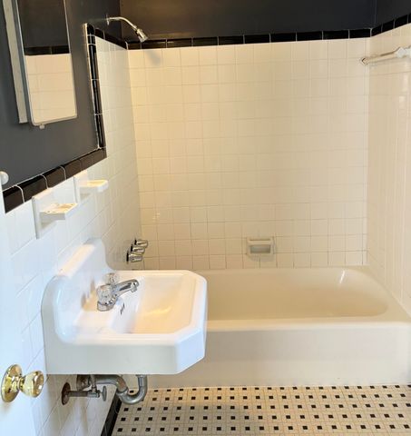 32 NE Bay Drive, Fort Walton Beach, FL 32548