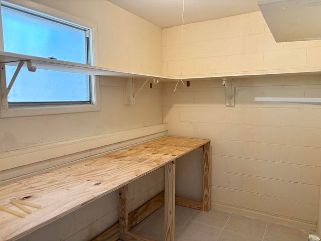 32 NE Bay Drive, Fort Walton Beach, FL 32548