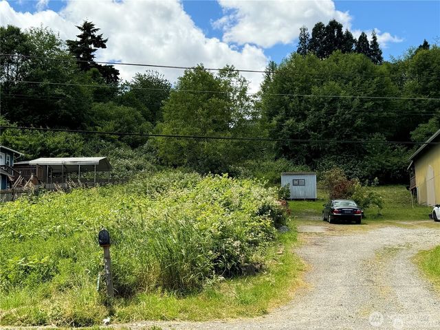14253 Macadam Road S, Tukwila, WA 98168