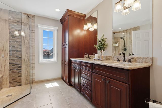 20547 Windham Drive, Macomb Twp, MI 48044